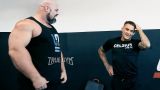 Гигант проверил бойца UFC / Заруба в качалке / Порье против самого сильного человека в мире